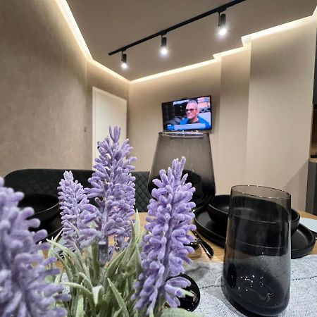 Apartament Varosha Luxury ロヴェチ エクステリア 写真