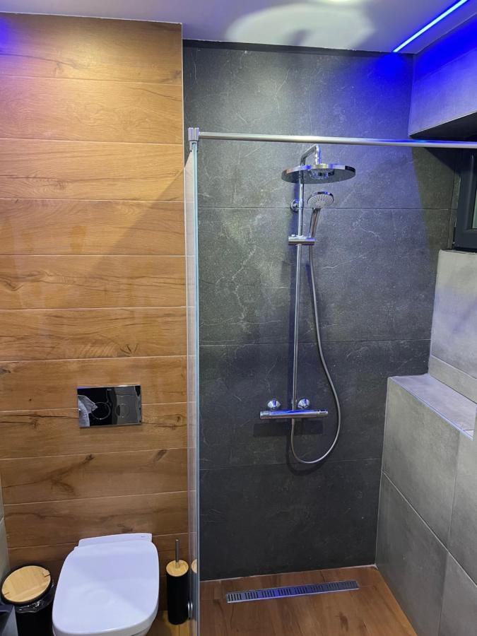 Apartament Varosha Luxury ロヴェチ エクステリア 写真