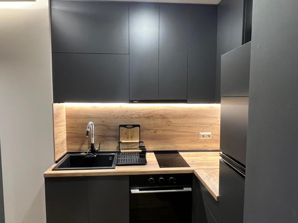 Apartament Varosha Luxury ロヴェチ エクステリア 写真