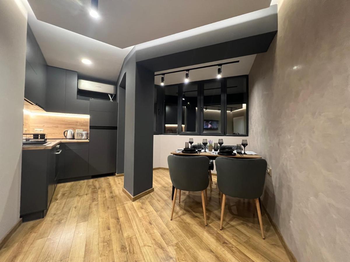 Apartament Varosha Luxury ロヴェチ エクステリア 写真
