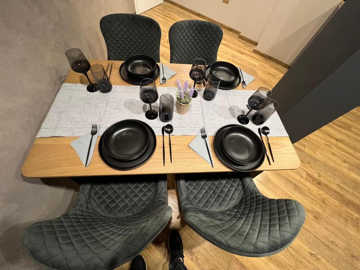 Apartament Varosha Luxury ロヴェチ エクステリア 写真