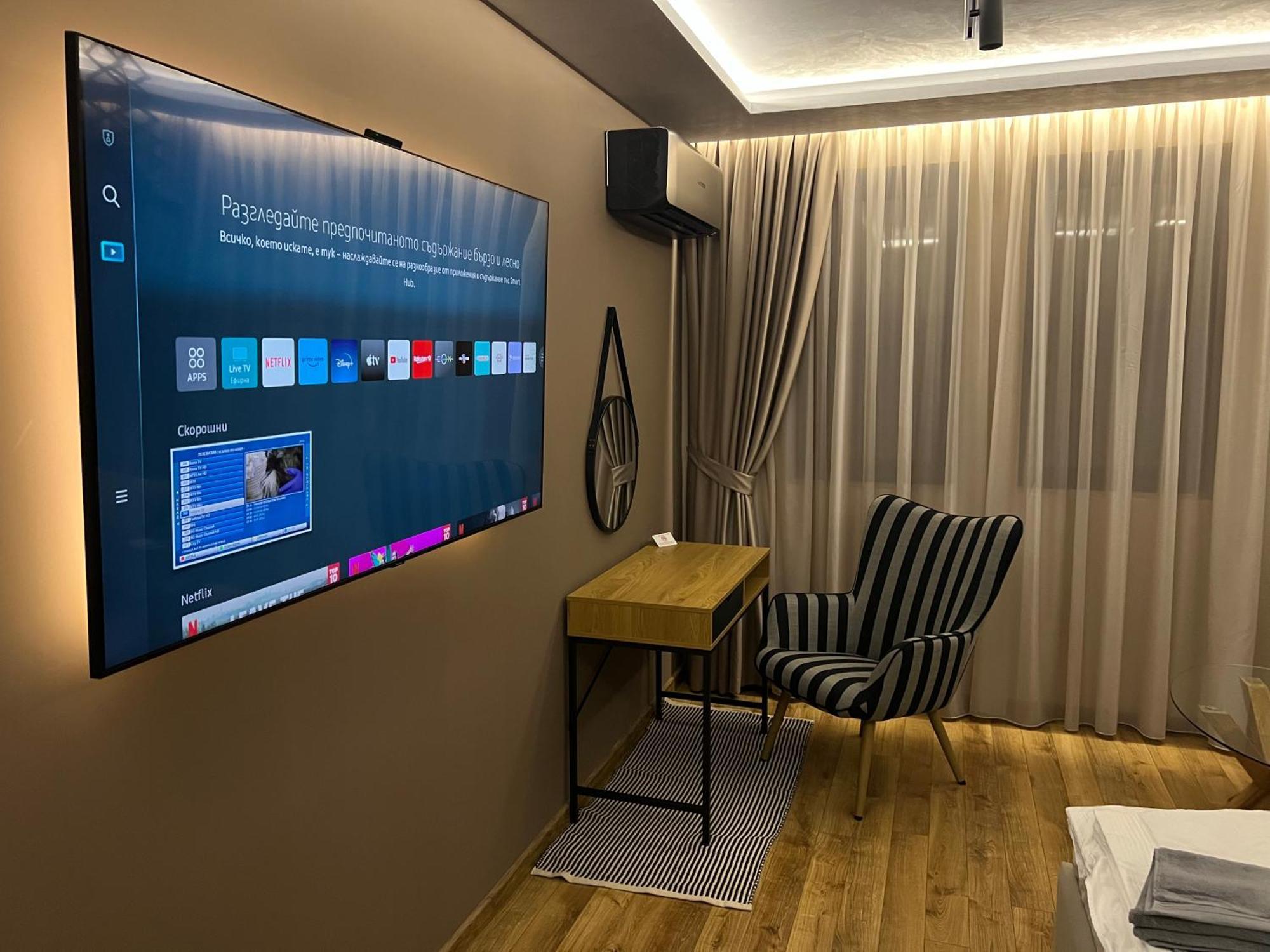Apartament Varosha Luxury ロヴェチ エクステリア 写真