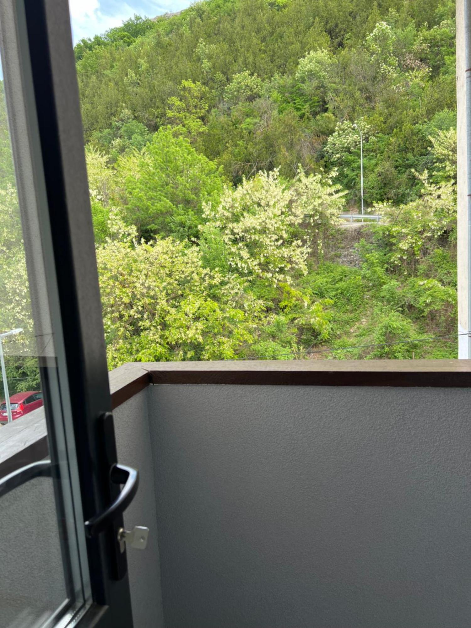 Apartament Varosha Luxury ロヴェチ エクステリア 写真