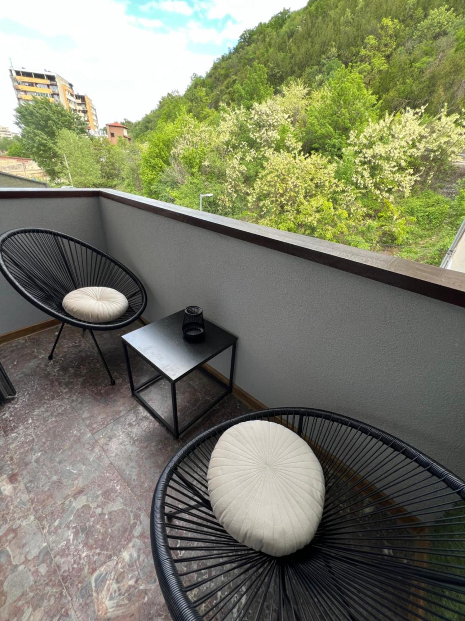 Apartament Varosha Luxury ロヴェチ エクステリア 写真